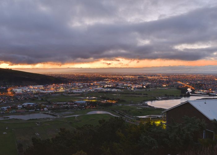  at 6B Rockview Place, Mount Pleasant, Christchurch