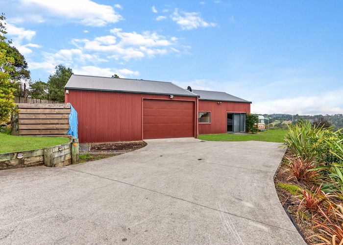  at 68 Coulter Road, Henderson Valley, Auckland