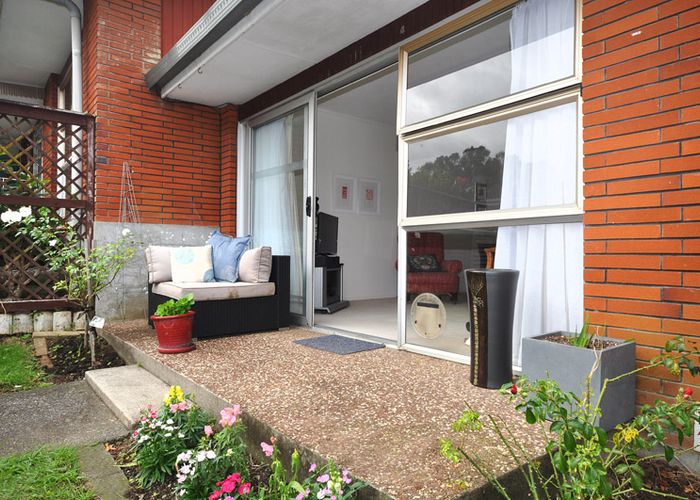  at 4/98 Namata Road, Onehunga, Auckland
