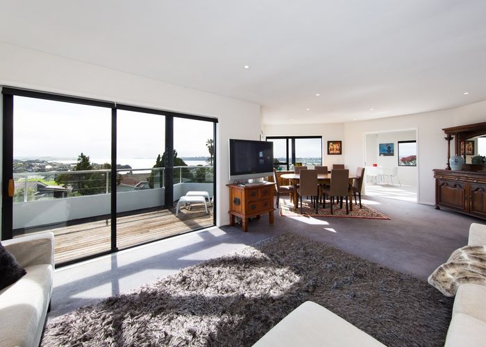  at 5 Vanessa Crescent, Glendowie, Auckland