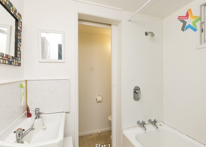  at 58 Fairlie Terrace, Kelburn, Wellington