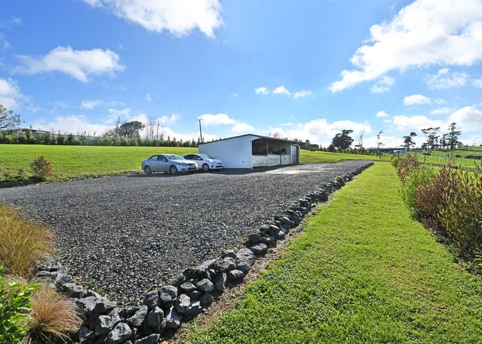  at 64 Brown Road, Hakaru, Kaiwaka