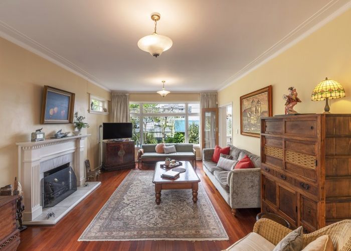  at 19 Grant Road, Thorndon, Wellington