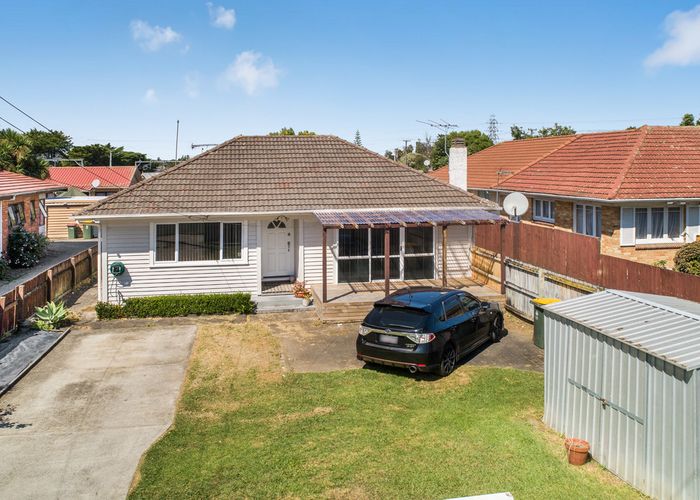  at 8 Orakau Road, Mangere East, Auckland