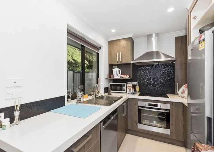  at 2/1 Brooklyn Road, Claudelands, Hamilton