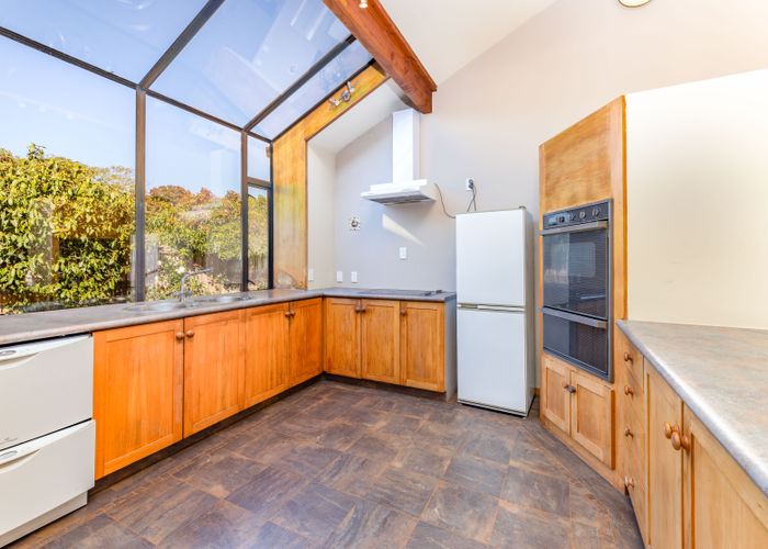  at 48 Gladstone Road, Woodend, Woodend