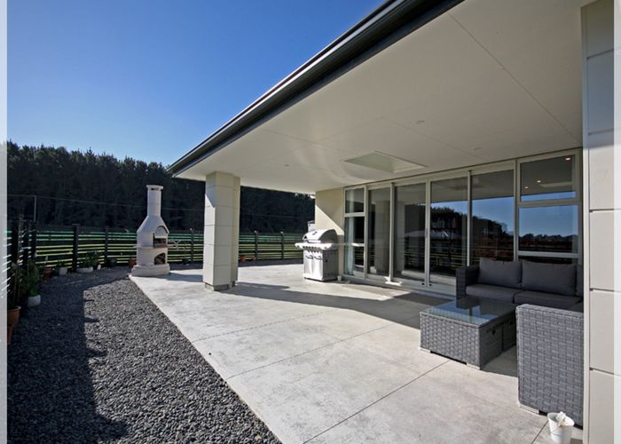  at 5 Carex Grove, Foxton Beach, Foxton