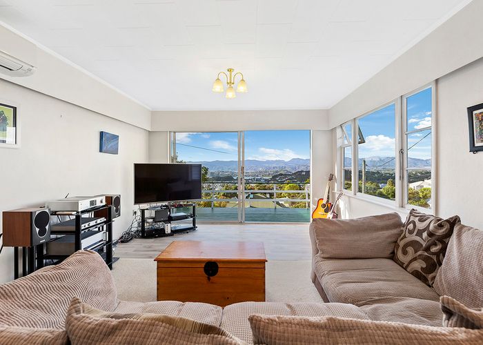  at 16 Mana Street, Vogeltown, Wellington