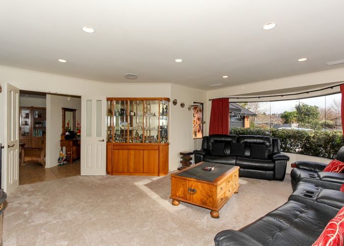  at 35 Shelter Grove, Frankleigh Park, New Plymouth