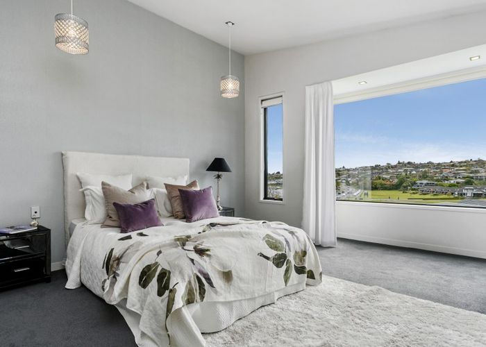  at 1/5 The Moorings, Two Mile Bay, Taupo