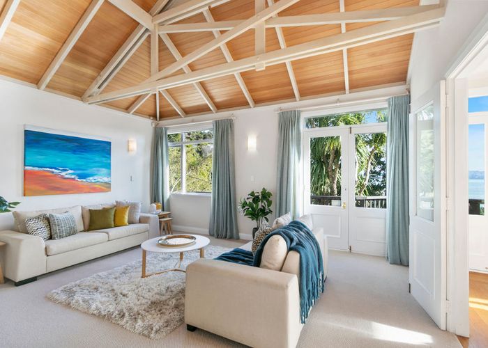  at 9 Korimako Road, Days Bay, Lower Hutt