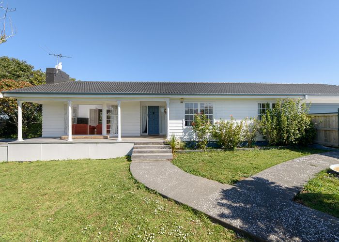  at 1 Haseler Crescent, Howick, Auckland