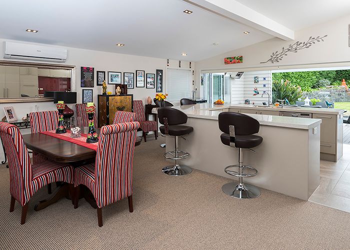  at 16 Micawber Place, Mellons Bay, Auckland