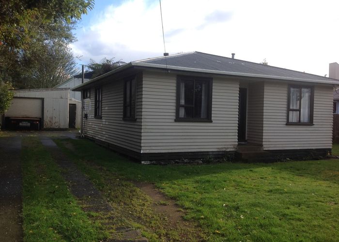  at 12 West Street, Eltham, Eltham