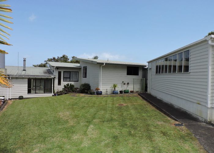  at 13 Otuturu Crescent, Ruamahunga, Thames