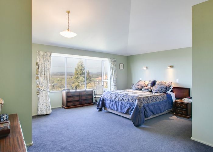  at 95 Churchill Drive, Taradale, Napier