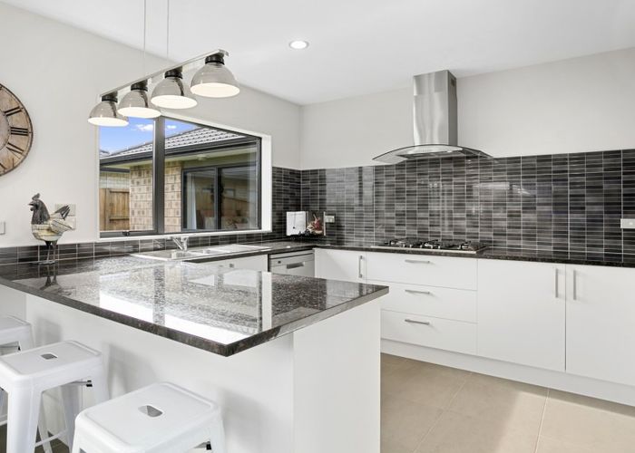  at 12 Alpers Ridge, Leamington, Cambridge