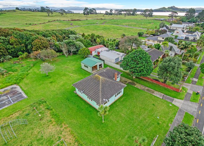  at 521 Oruarangi Road, Mangere, Auckland