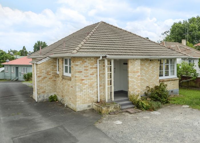  at 3 Denz Street, Maeroa, Hamilton