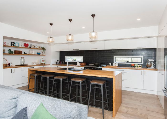  at 8 Ferris Crescent, Wainui, Gisborne