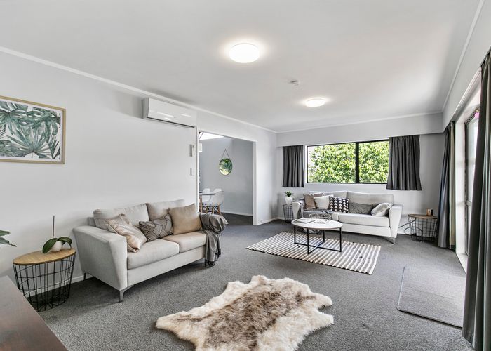  at 2/19 Rosier Road, Glen Eden, Auckland