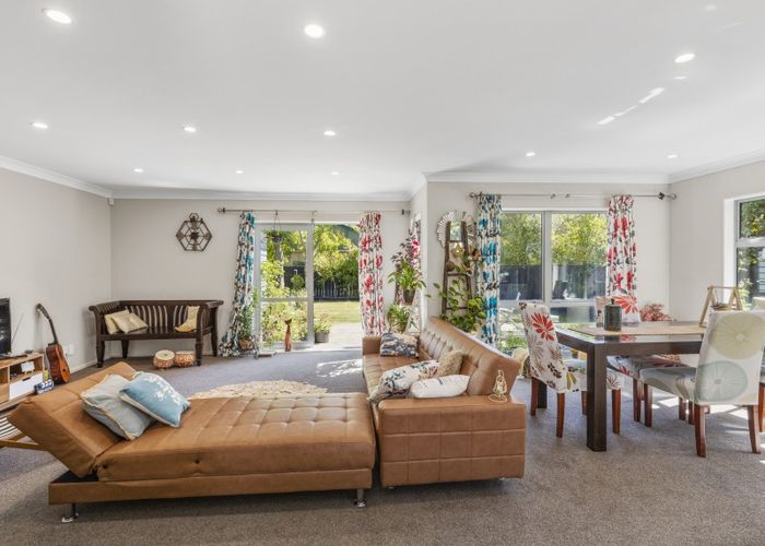  at 2/368 Stokes Valley Road, Stokes Valley, Lower Hutt
