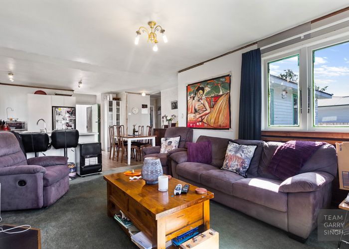  at 3 Rosehill Drive, Rosehill, Papakura