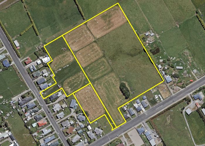  at 114 Avon Road, Clifton, Invercargill