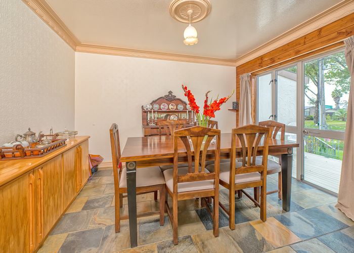  at 17 FERNDALE DRIVE, Kawakawa Bay, Auckland