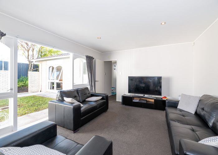  at 1/28 Matuhi Rise, Henderson, Auckland