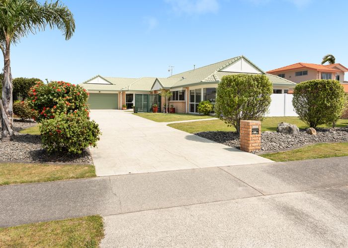  at 54 Santa Monica Drive, Papamoa Beach, Papamoa