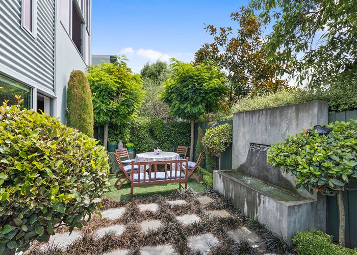 Free property data for 12 Brockworth Place, Riccarton, Christchurch