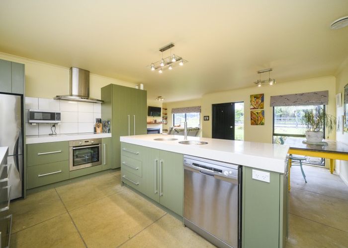  at 235D Watershed Road, Bunnythorpe