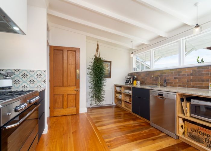  at 38 Park Road, Carterton, Carterton