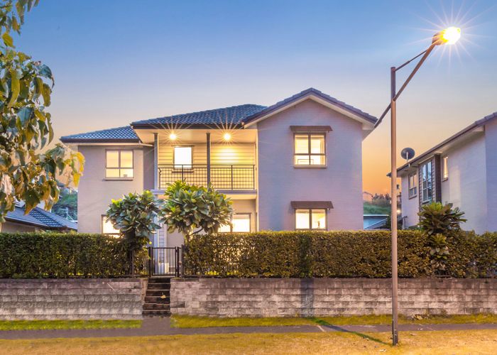  at 3 Singleton Avenue, Stonefields, Auckland