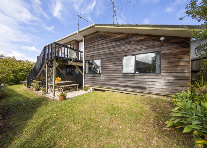  at 1/105 Moa Road, Point Chevalier, Auckland
