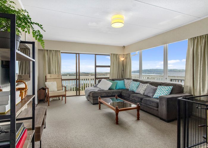  at 17 Limerick Grove, Ascot Park, Porirua