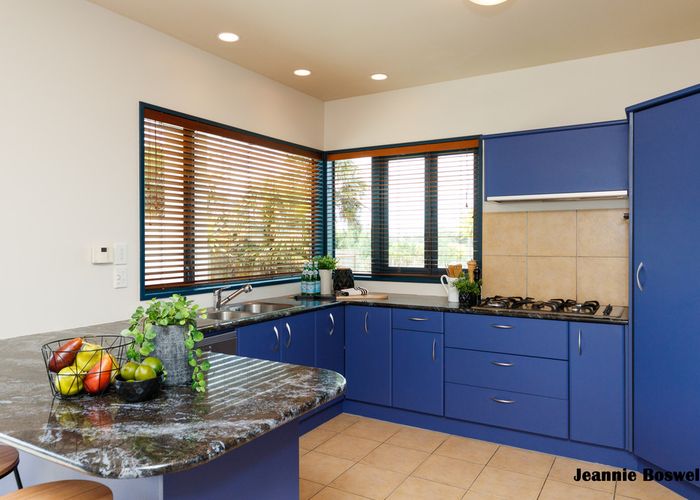  at 55 Royal Oak Drive, Kelvin Grove, Palmerston North
