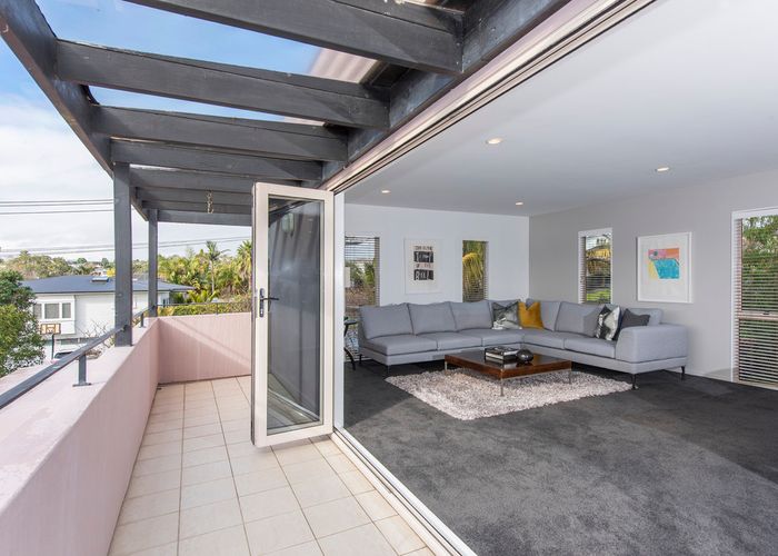  at 32 Fife Street, Westmere, Auckland