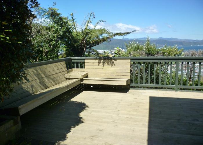  at 7 Maple Grove, Maungaraki, Lower Hutt
