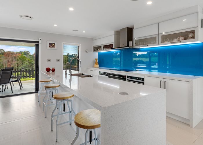  at 16A Roberts Road, Matakatia, Whangaparaoa
