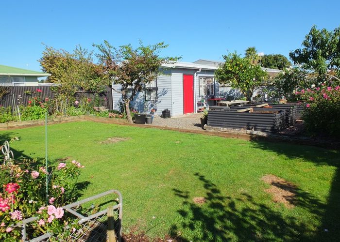  at 21 Russell Street, Foxton, Foxton