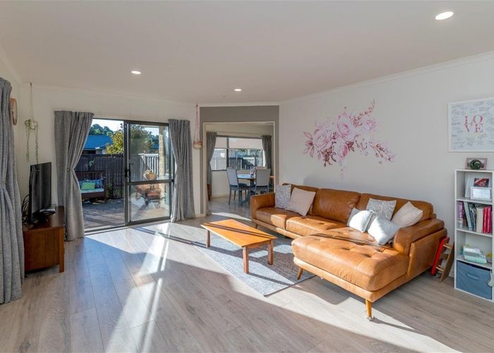  at 70 Weggery Drive, Waikanae Beach, Waikanae
