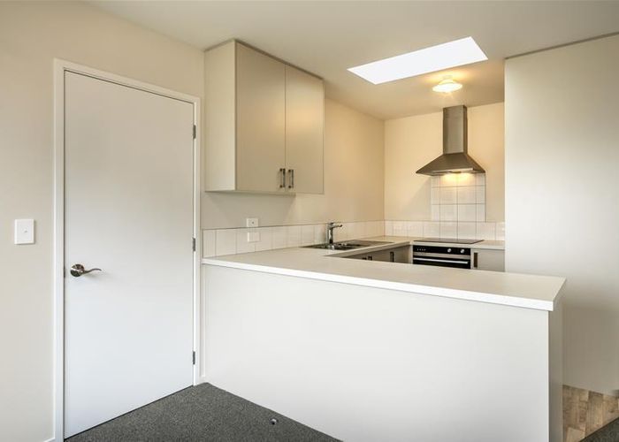  at 2/182 Brougham Street, Sydenham, Christchurch
