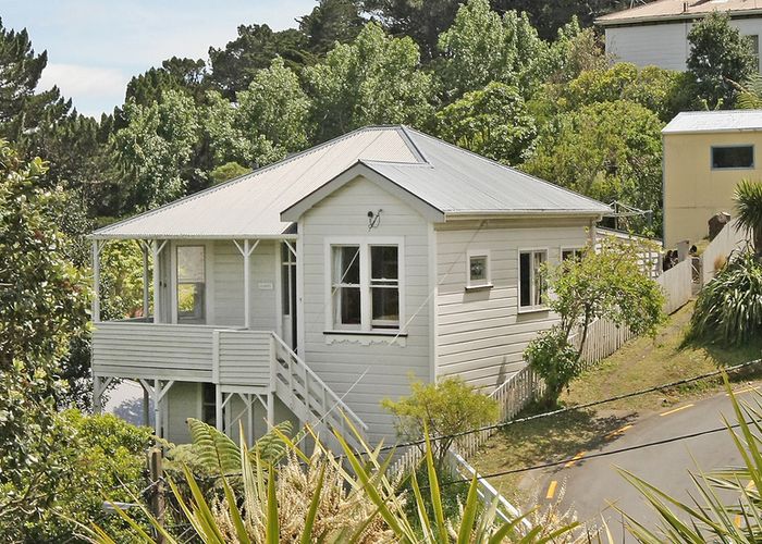  at 9 Caprera Street, Melrose, Wellington