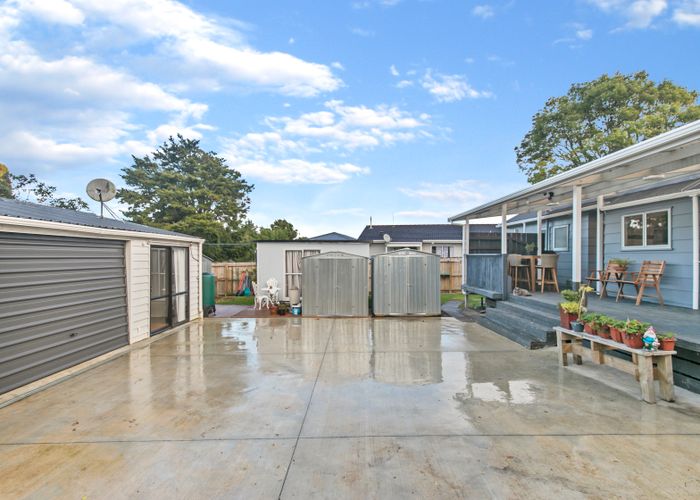  at 10 Forest Hill Road, Henderson, Auckland