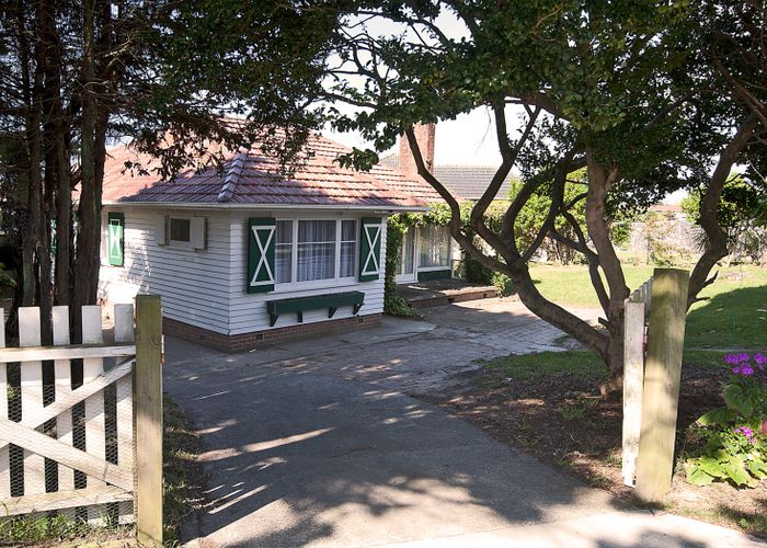  at 184 New Windsor Road, New Windsor, Auckland