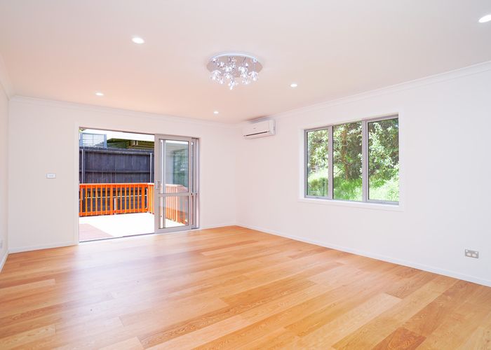  at 252A Whitney Street, Blockhouse Bay, Auckland
