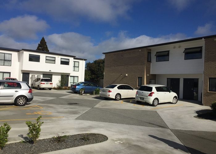  at 64 Rosella Road, Mangere East, Auckland