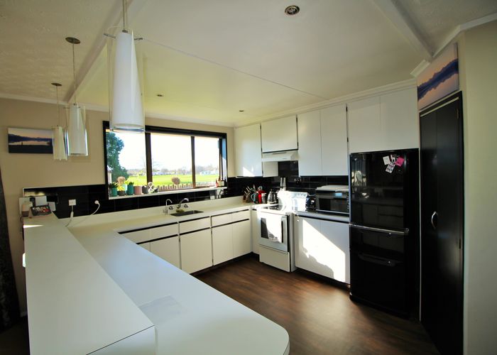  at 6 Airedale Road, Weston, Oamaru